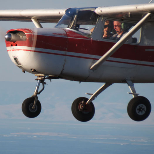 Cessna 150 inflight
